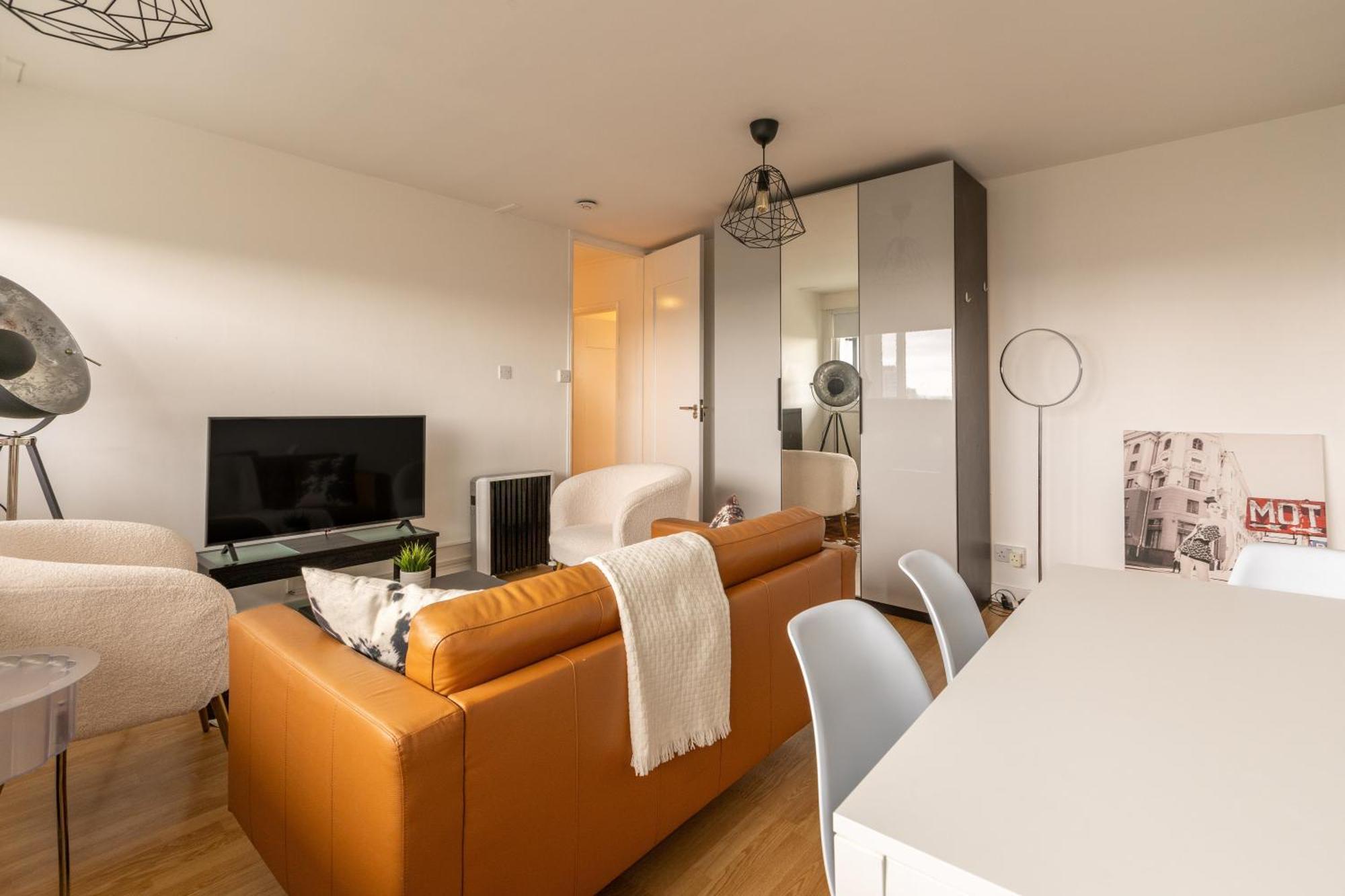 City View Apartments - Bow Londra Dış mekan fotoğraf